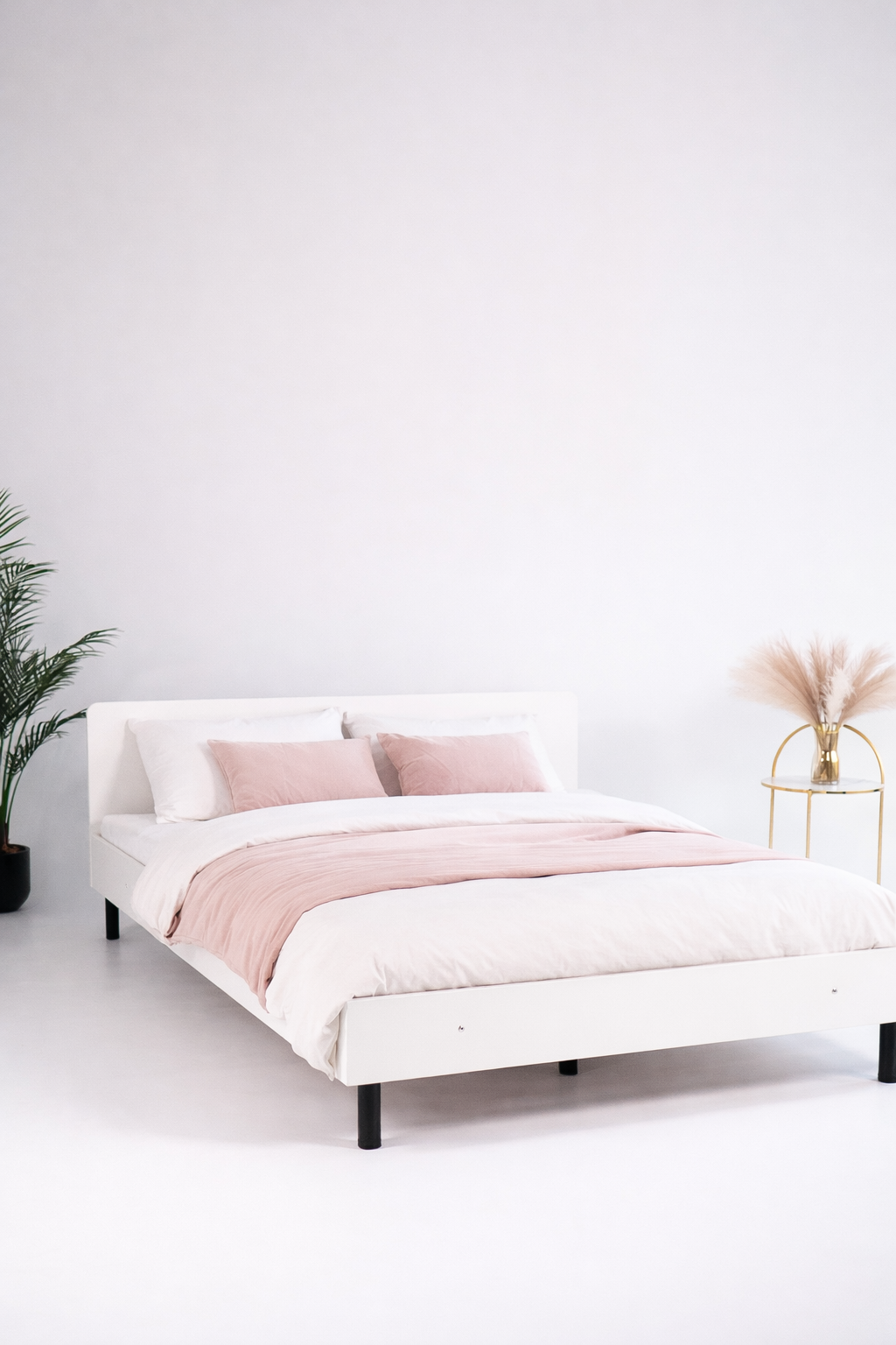 Bed 140x200 white metal frame with adjustable legs strong SVL Furniture
